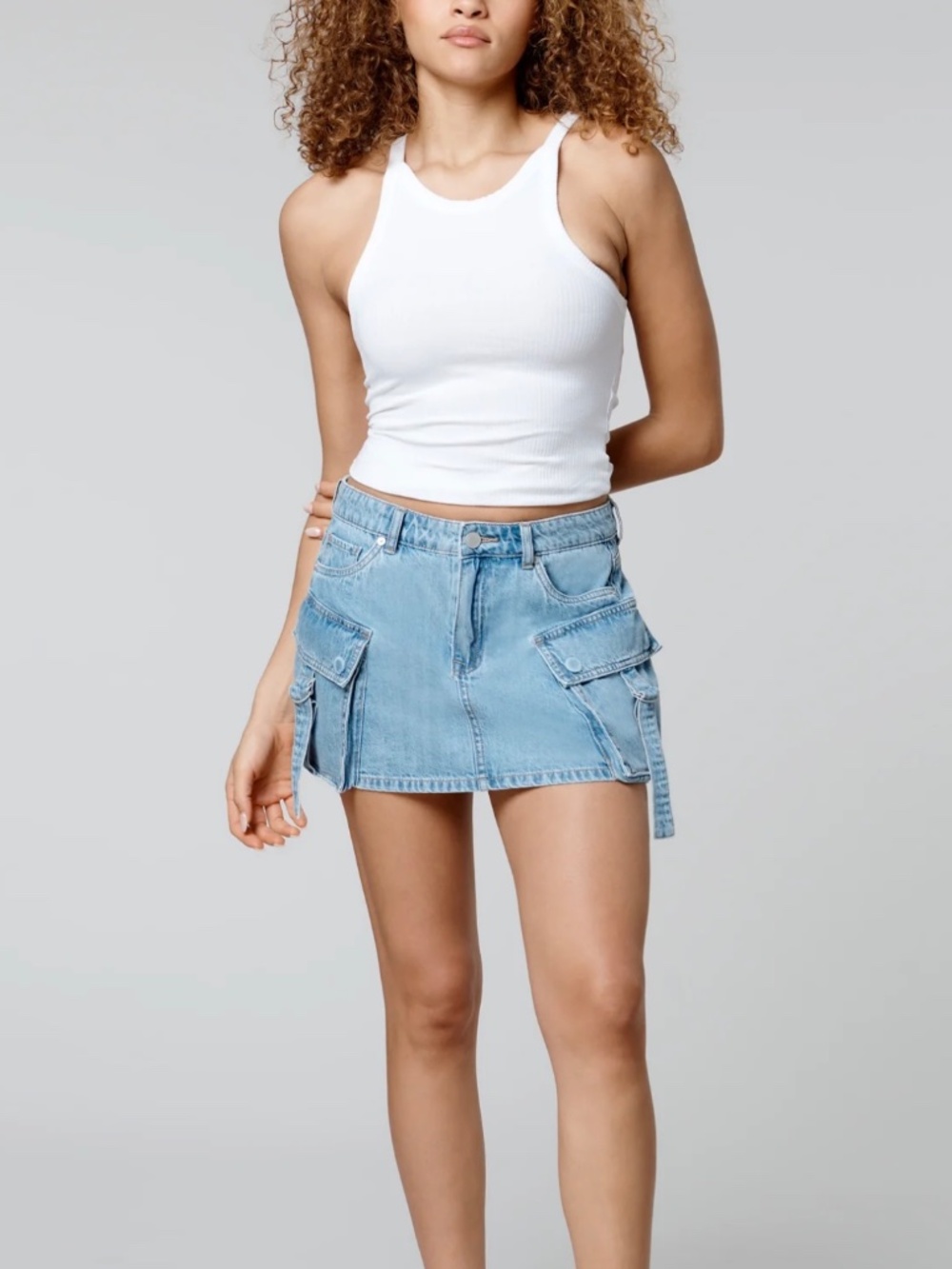 Blank NYC HEAD TO HEAD Mini Denim Cargo Skirt in Size 28
